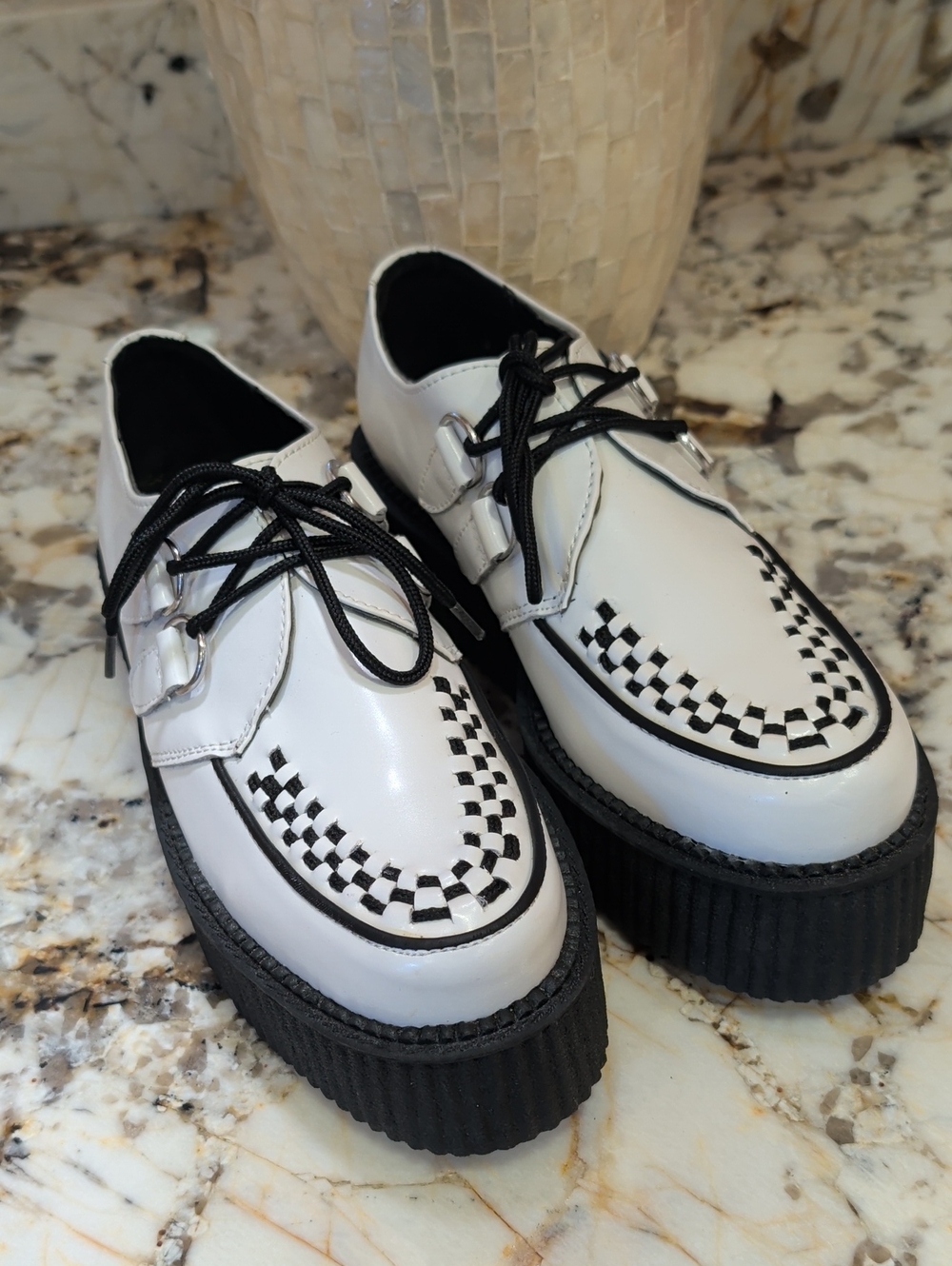 T.U.K Classic Two-Tone Viva Mondo Platform Creepers Black & White Men 7 Wmns 8.5